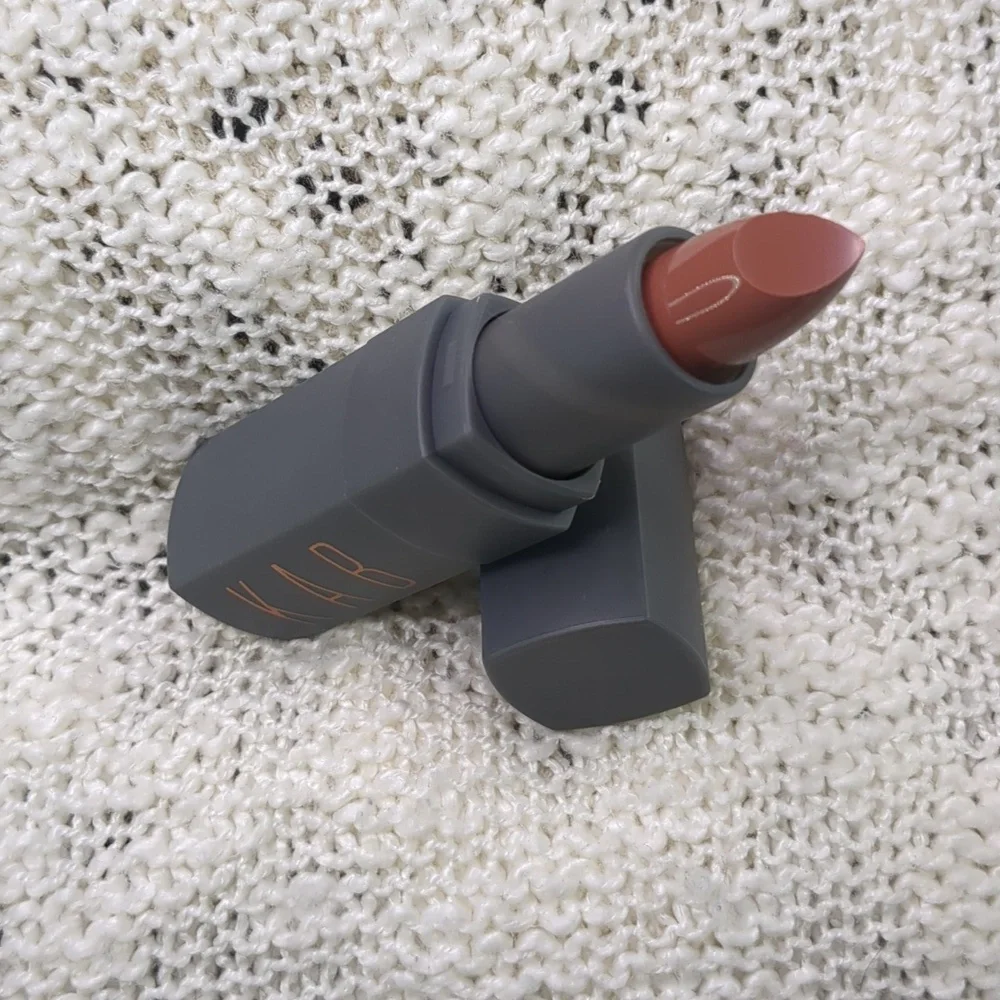 KAB Cosmetics Cream Lipstick in Chocolate Chip Pudding, 3.5g/0.12oz - Picture 3 of 9
